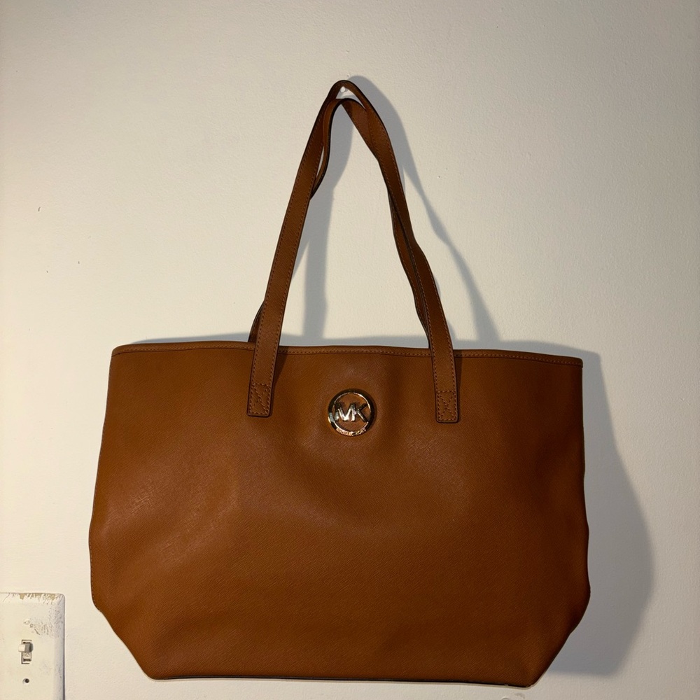 Michael Kors Brown Leather Tote with Structured Design